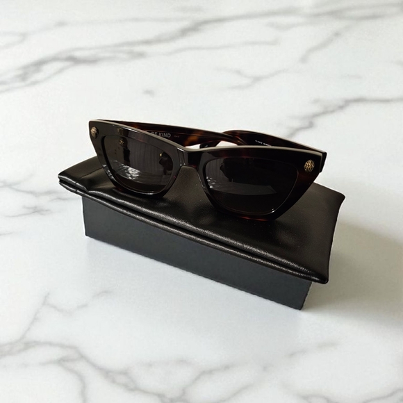 Kurt Geiger Shoreditch Small 51mm Cat Eye Sunglasses - Picture 1 of 6